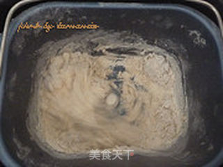 蒜味儿佛卡恰的做法步骤：2