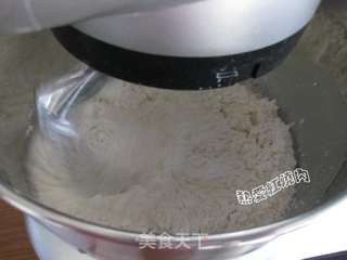 老北京烧饼的做法步骤：2