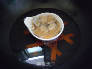把爱融入鸡蛋里---鸡蛋炖花蛤的做法步骤:6