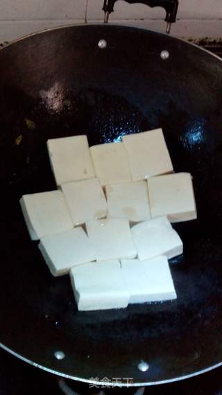 香煎孜辣豆腐的做法步骤:4