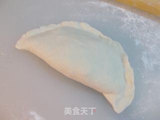 蒜苗木耳鸡蛋盒子的做法步骤:6