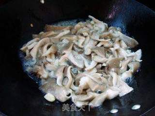 韭苔炒平菇的做法步骤:6