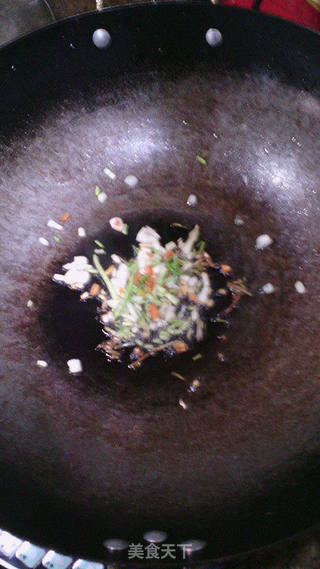 韭菜胡萝卜鸡蛋饺子的做法步骤：4