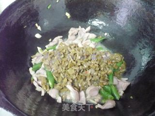 酸豆角炒鸡胗的做法步骤:8