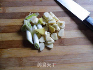渝派江湖菜------- 尖椒兔的做法步骤:5