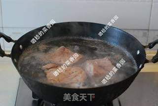 17图详解四川九大碗之【咸烧白】(芽菜扣肉)的做法步骤:2
