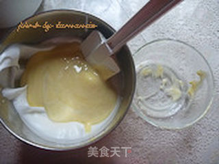 彩色蛋糕卷的做法步骤:9
