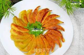 牛肉锅贴的做法步骤:8