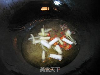 炝炒苦瓜的做法步骤:3