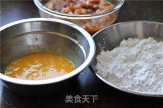 酥嫩多汁的唐扬炸鸡的做法步骤:4