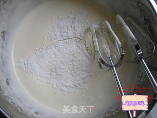 脆皮小蛋糕--风靡一时的无油无水小蛋糕的做法步骤:3