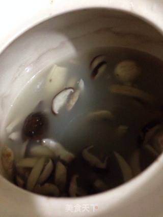 鲜菌骨汤的做法步骤:9