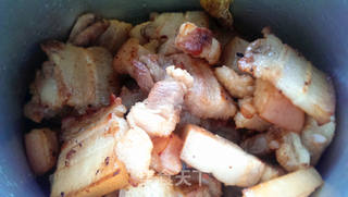 肉夹馍(自创腊汁肉,味道意外的好,根本停不下来)的做法步骤:3