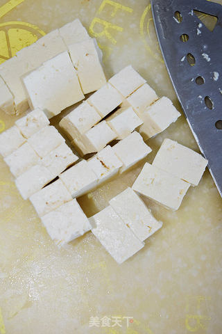 【解密舌尖美味】--香椿拌豆腐的做法步骤:2
