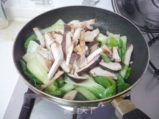 香菇油菜的做法步骤:5