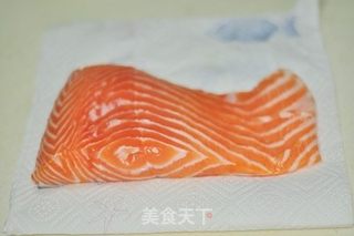 柠香煎三文鱼的做法步骤:4