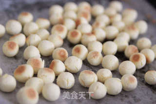 奶香小馒头——自己在家也可以做旺仔小馒头啦!简简单单,孩子的最爱!的做法步骤:6