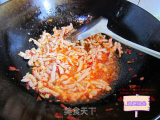 鱼香肉丝的做法步骤:4