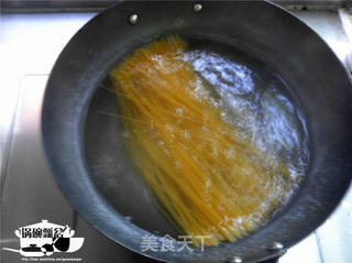 番茄肉酱意大利面的做法步骤:4