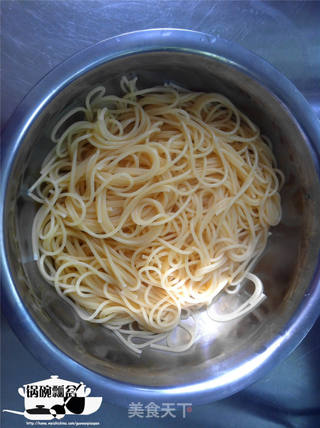 番茄肉酱意大利面的做法步骤:5