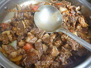 西红柿炖牛肉的做法步骤:11