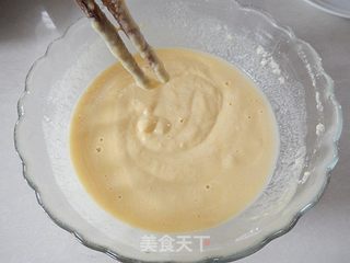 快手又营养的早餐饼:韭菜玉米面饼的做法步骤:4