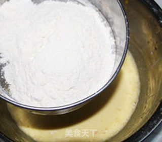 葡萄干戚风的做法步骤:12