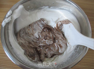可可戚风蛋糕的做法步骤:13