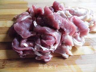 粽香金瓜粉蒸肉的做法步骤:2