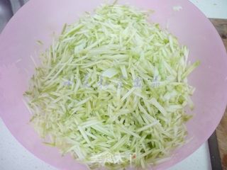 西葫芦鸡蛋煎饺的做法步骤:4
