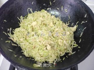 西葫芦鸡蛋煎饺的做法步骤:7