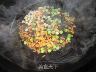 芝士鲜虾焗饭的做法步骤：2