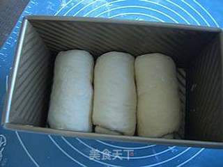 牛奶土司的做法步骤:7