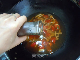 养生可以这样吃---菌香番茄鲍鱼汤的做法步骤:5