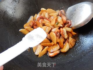 虾焖茭白的做法步骤：10