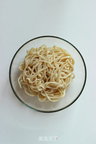【酸菜肉末拌拉条子】厨房里的西北面食传承的做法步骤:9