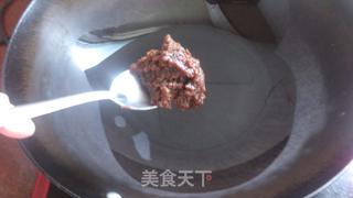 3分钟搞定的快手美味小炒~特色沙茶肉的做法步骤：2