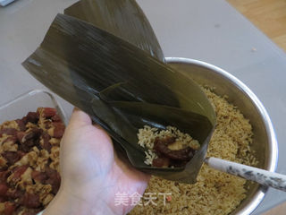 【满屋飘香的肉棕】----嗜肉族的最爱的做法步骤:11