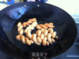 炸小麻花的做法步骤:13