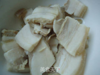 酸菜猪肉炖粉条的做法步骤:2