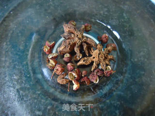 酸菜猪肉炖粉条的做法步骤:5