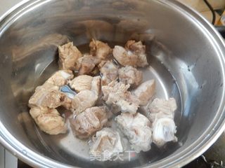 山药木耳骨汤的做法步骤:6