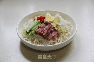 开胃酸辣凉面的做法步骤:7