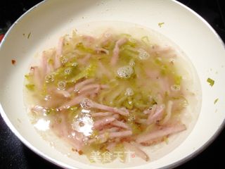 咸肉火腿白菜汤的做法步骤:5
