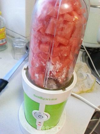 西瓜冰棍的做法步骤:3