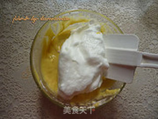 蕃茄酱肉松蛋糕卷的做法步骤:9
