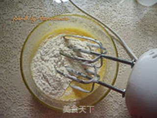 蕃茄酱肉松蛋糕卷的做法步骤:7