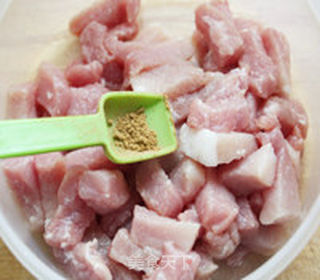菠萝肉段的做法步骤:3