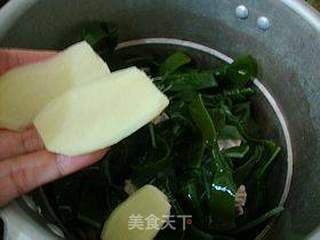 补钙养生汤-------【海带黄豆龙骨汤】的做法步骤:7