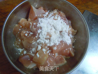 百变吃法---茄汁鸡米花的做法步骤:5